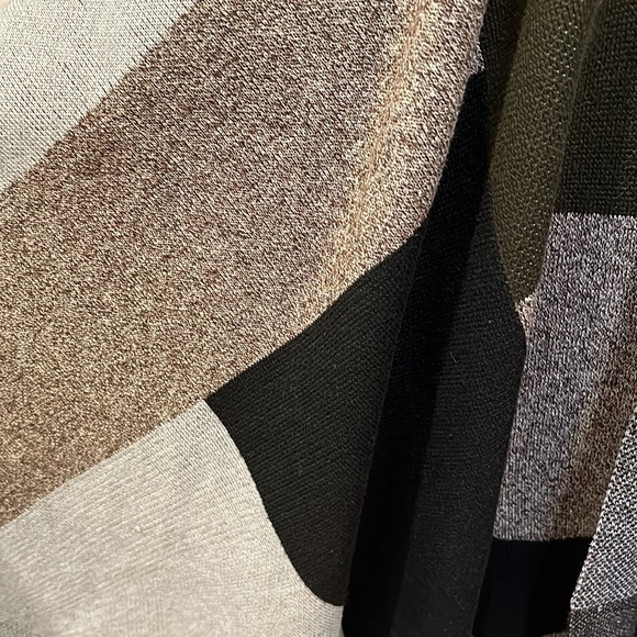 Emory park heavy poncho sweater with arm holes - Picture 5 of 6